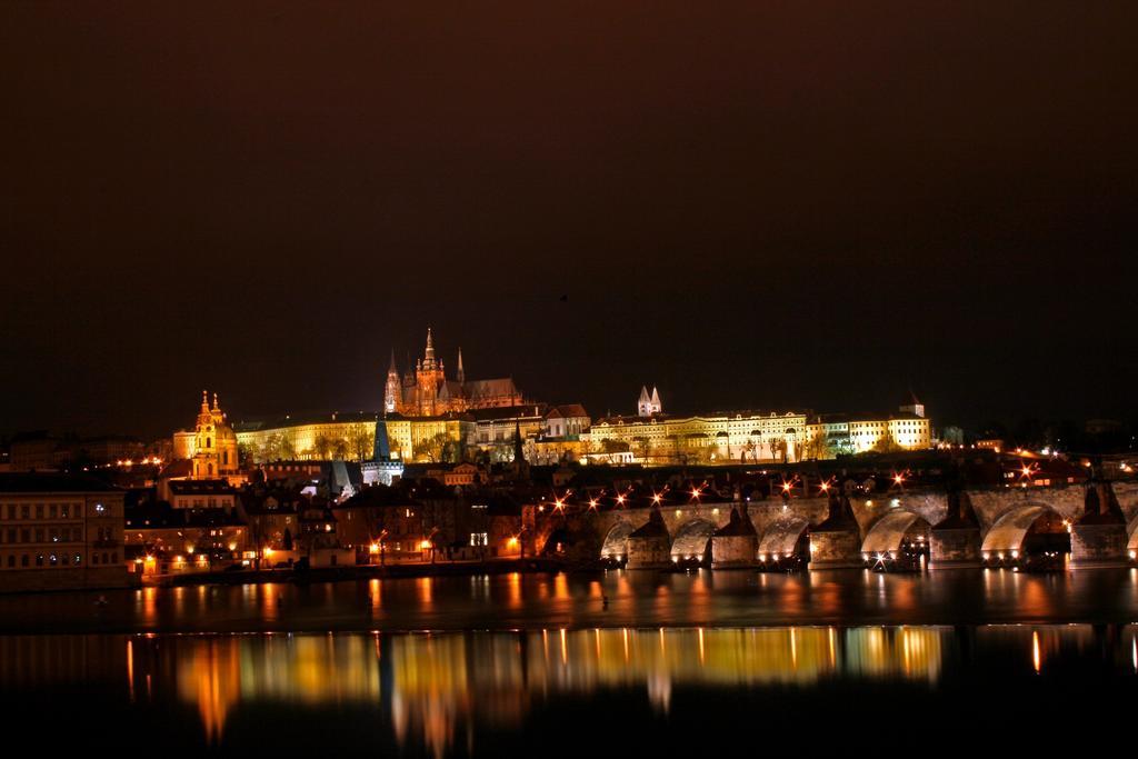 Hotel Wertheim Прага Екстер'єр фото