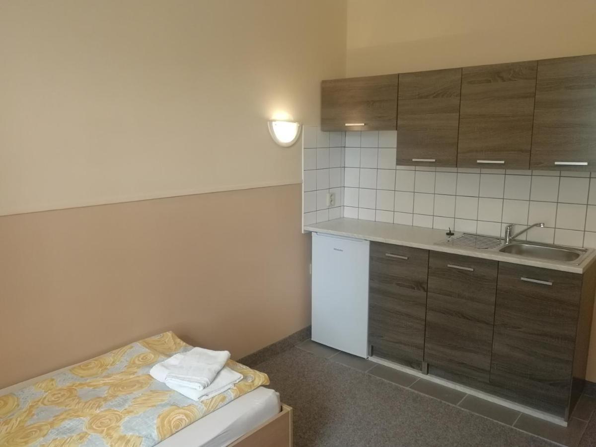 Hotel Wertheim Прага Екстер'єр фото